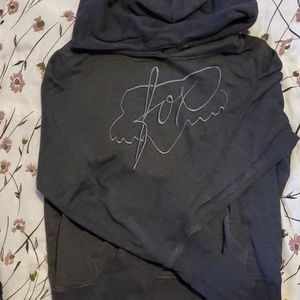 Fox racing juniors grey hoodie
